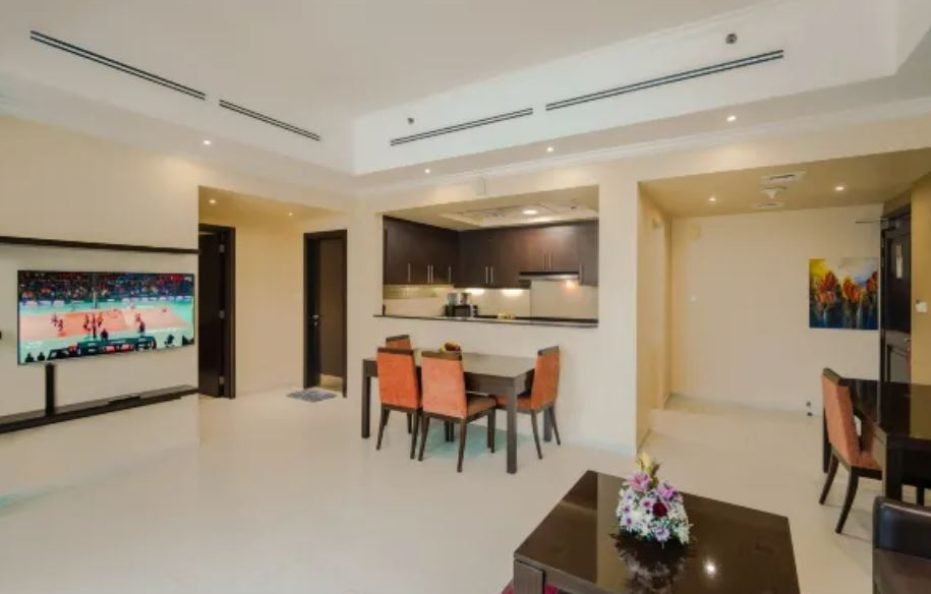 Deluxe Suite One Bedroom Apartment With Balcony
