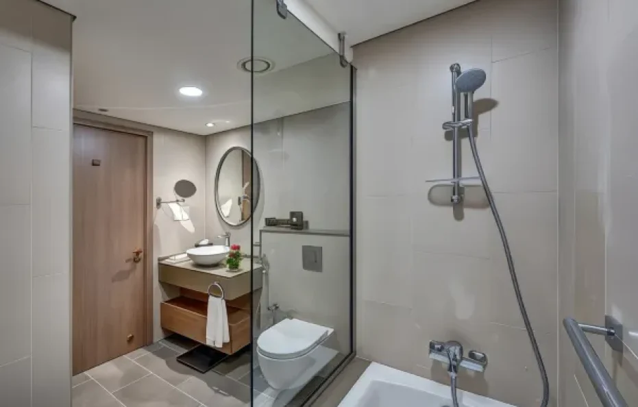 Deluxe Queen Room
