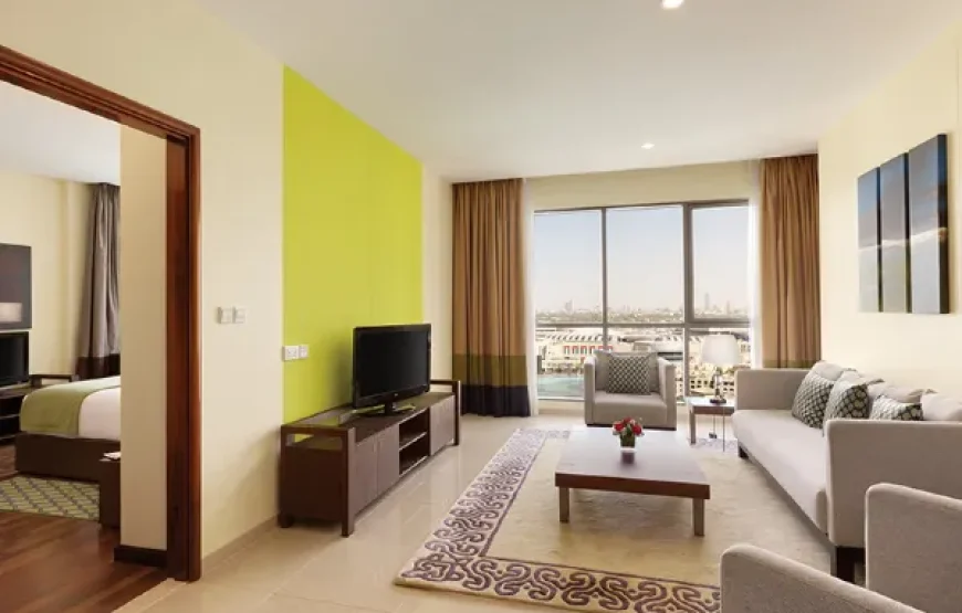 One Bedroom King Suite With Burj Khalifa Fountain View