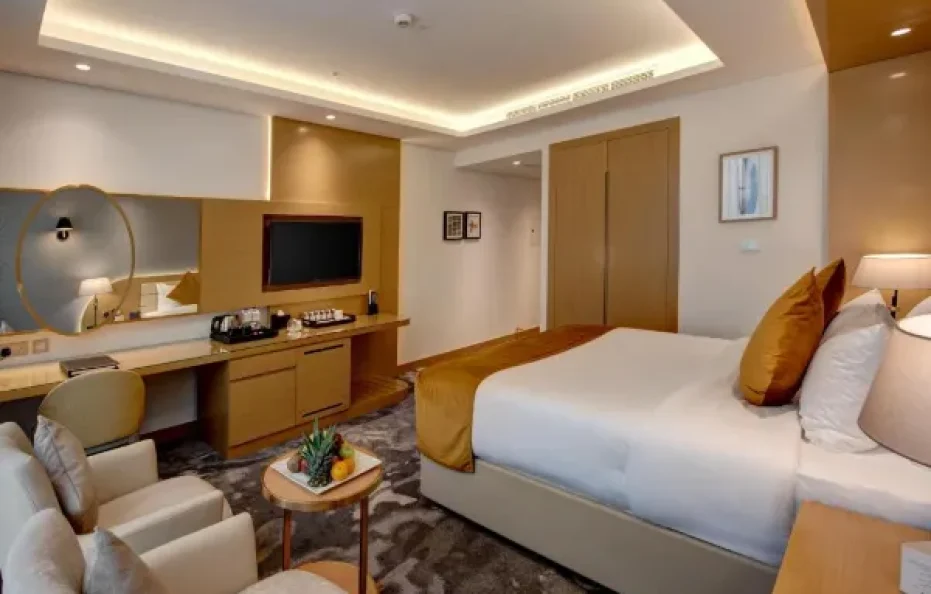 Deluxe Queen Room